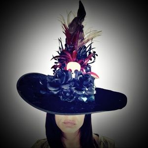 The Golden Skull Witch Hat